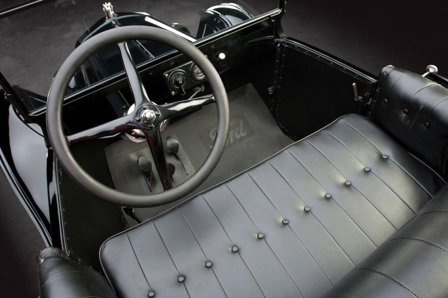  Ford Model T Roadster 1920 года  (фото 4 из 7)